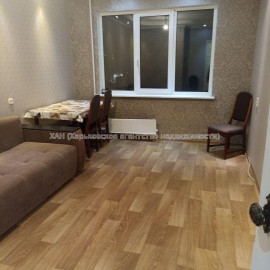 Сдам квартиру, 2  ком., 68 м², косметический ремонт