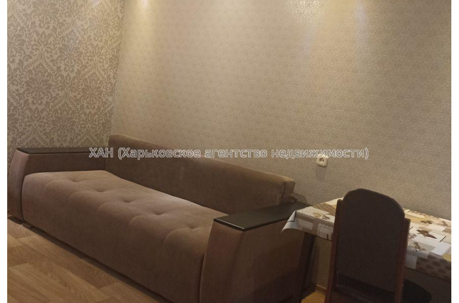 Сдам квартиру, 2  ком., 68 м², косметический ремонт 