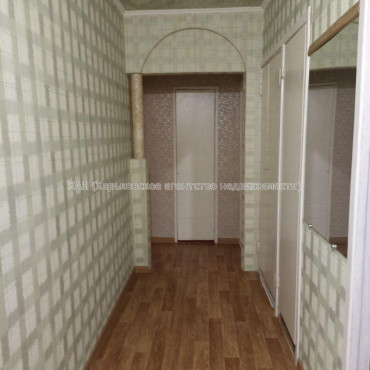 Сдам квартиру, 2  ком., 68 м², косметический ремонт 