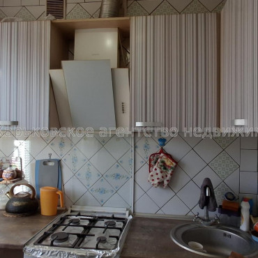 Сдам квартиру, Гвардейцев Широнинцев ул. , 40 , 2  ком., 48 м², капитальный ремонт 