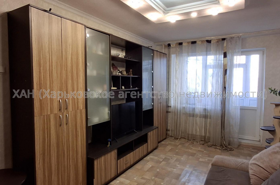 Сдам квартиру, Гвардейцев Широнинцев ул. , 40 , 2  ком., 48 м², капитальный ремонт 