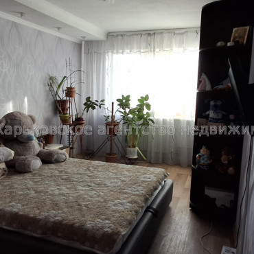 Сдам квартиру, Гвардейцев Широнинцев ул. , 40 , 2  ком., 48 м², капитальный ремонт 