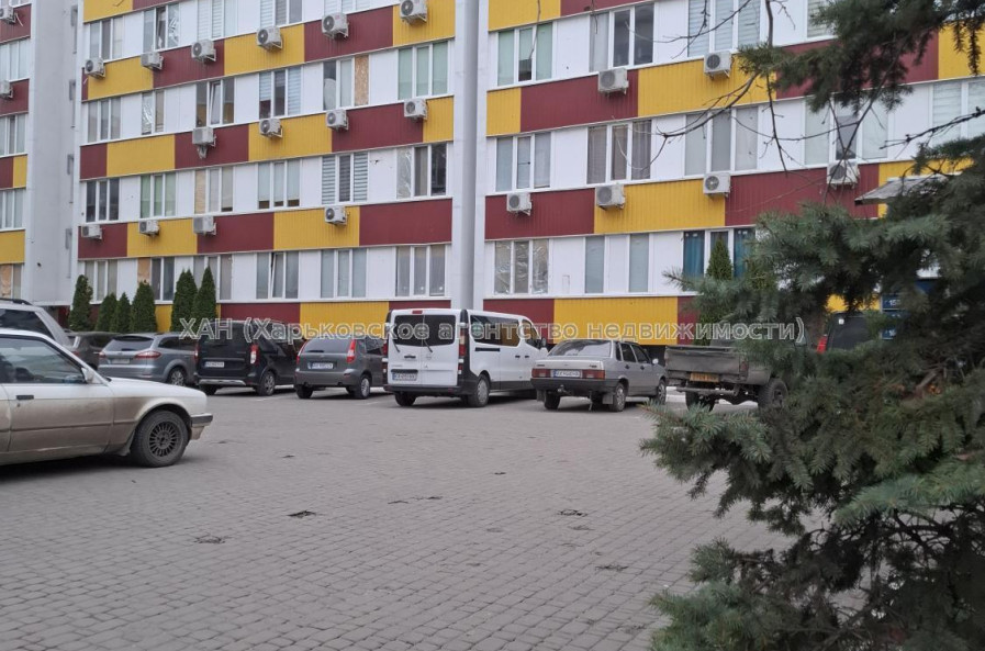 Продам квартиру, Шевченковский пер. , 1 кім., 19 м², косметический ремонт 