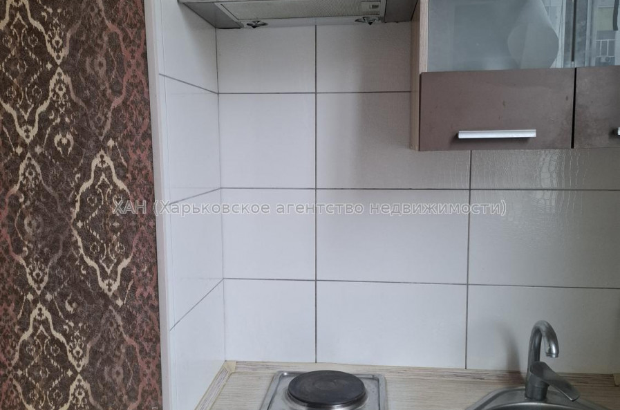 Продам квартиру, Шевченковский пер. , 1 кім., 19 м², косметический ремонт 