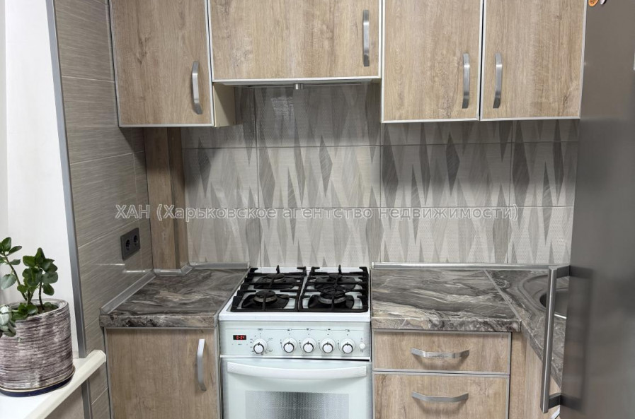 Сдам квартиру, Академика Павлова ул. , 134/16 , 3  ком., 65 м², капитальный ремонт 