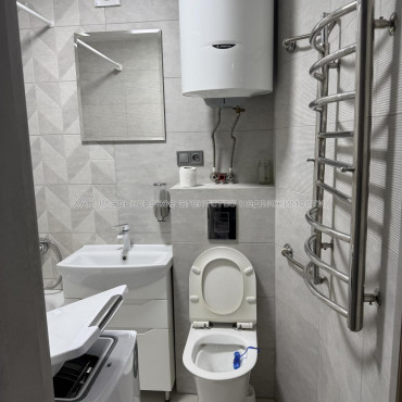 Сдам квартиру, Академика Павлова ул. , 134/16 , 3  ком., 65 м², капитальный ремонт 