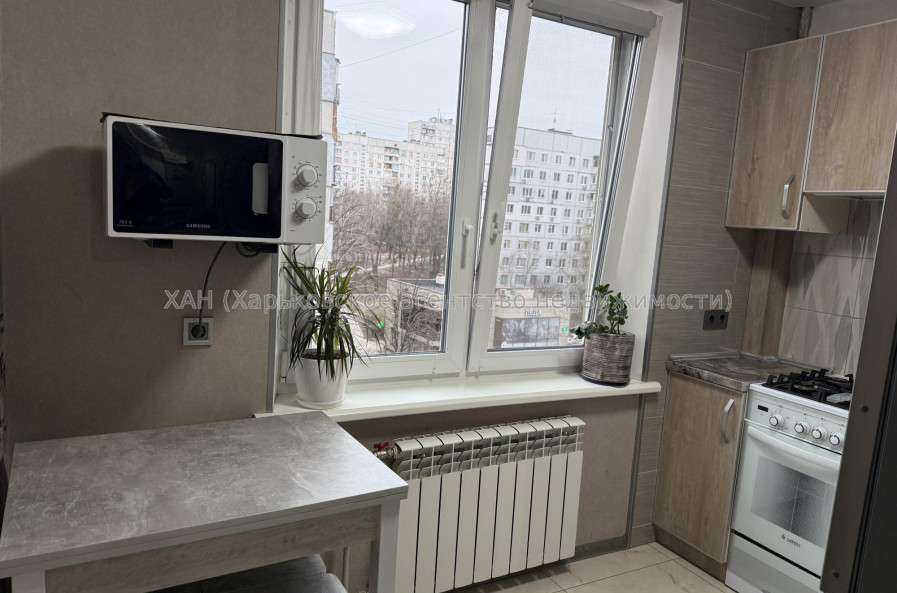 Сдам квартиру, Академика Павлова ул. , 134/16 , 3  ком., 65 м², капитальный ремонт 