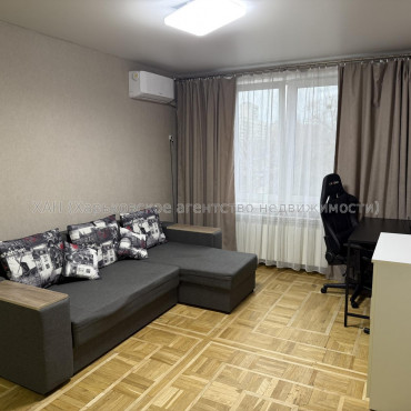 Сдам квартиру, Академика Павлова ул. , 134/16 , 3  ком., 65 м², капитальный ремонт 