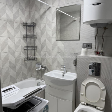 Сдам квартиру, Академика Павлова ул. , 134/16 , 3  ком., 65 м², капитальный ремонт 