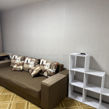 Сдам квартиру, Академика Павлова ул. , 134/16 , 3  ком., 65 м², капитальный ремонт 