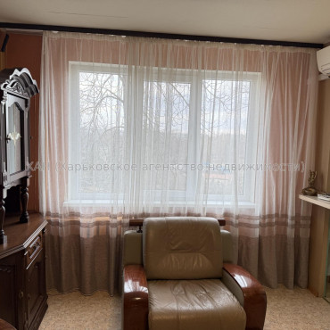 Сдам квартиру, Тракторостроителей просп. , 67 , 2  ком., 46 м², косметический ремонт 