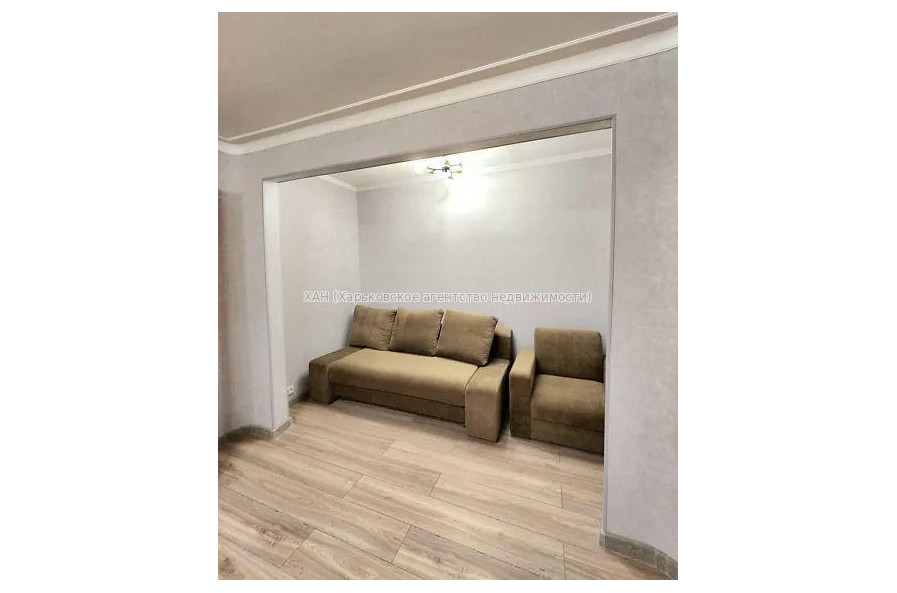 Продам квартиру, Нюрнбергский пер. , 1 кім., 40 м², косметический ремонт 