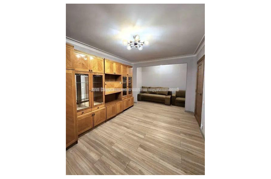 Продам квартиру, Нюрнбергский пер. , 1 кім., 40 м², косметический ремонт 