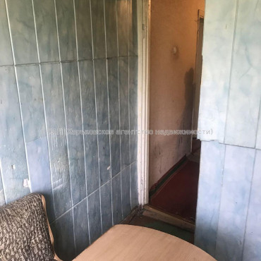 Продам квартиру, Петра Григоренко пр-т , 12А , 1 кім., 35 м², советский ремонт 