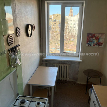 Продам квартиру, Полтавский Шлях ул. , 2  ком., 47 м², косметический ремонт 