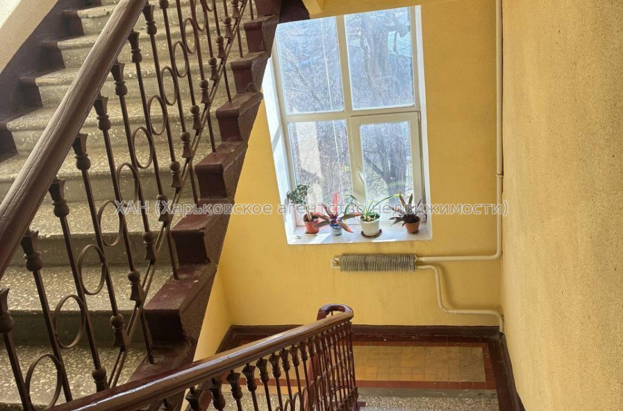 Продам квартиру, Полтавский Шлях ул. , 2  ком., 47 м², косметический ремонт 