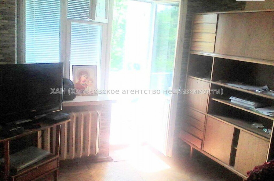 Сдам квартиру, Науки просп. , 61 , 1  ком., 32.60 м², советский ремонт 