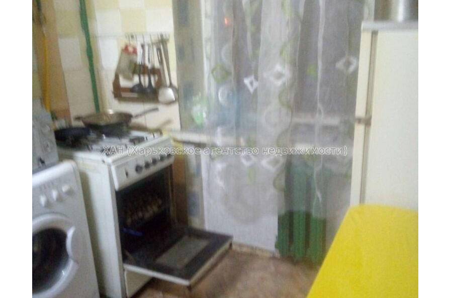 Сдам квартиру, Науки просп. , 61 , 1  ком., 32.60 м², советский ремонт 