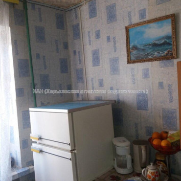 Сдам квартиру, Науки просп. , 61 , 1  ком., 32.60 м², советский ремонт 