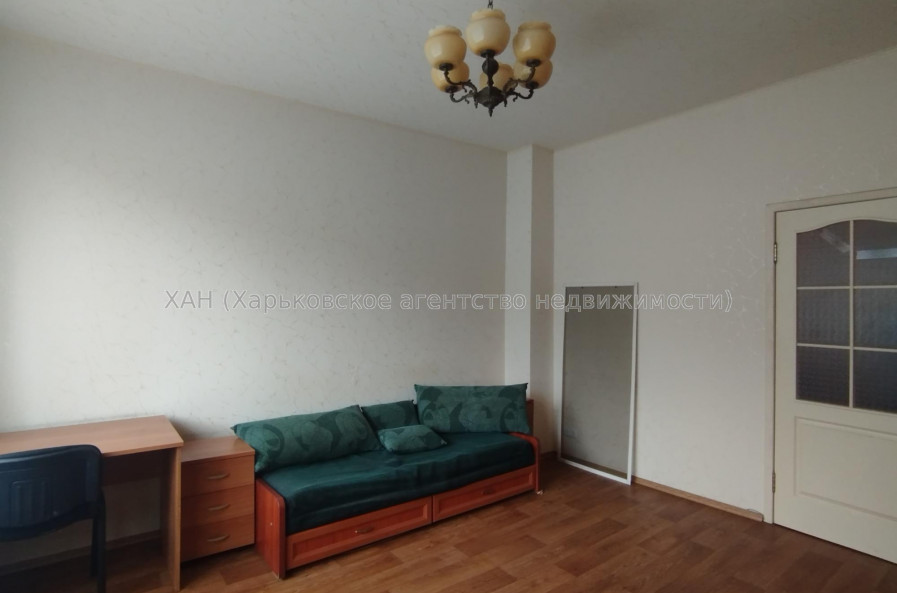 Продам квартиру, Мира ул. , 1  ком., 25.90 м², косметический ремонт 