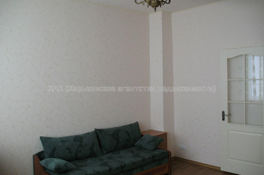 Продам квартиру, Мира ул. , 1 кім., 25.90 м², косметический ремонт 