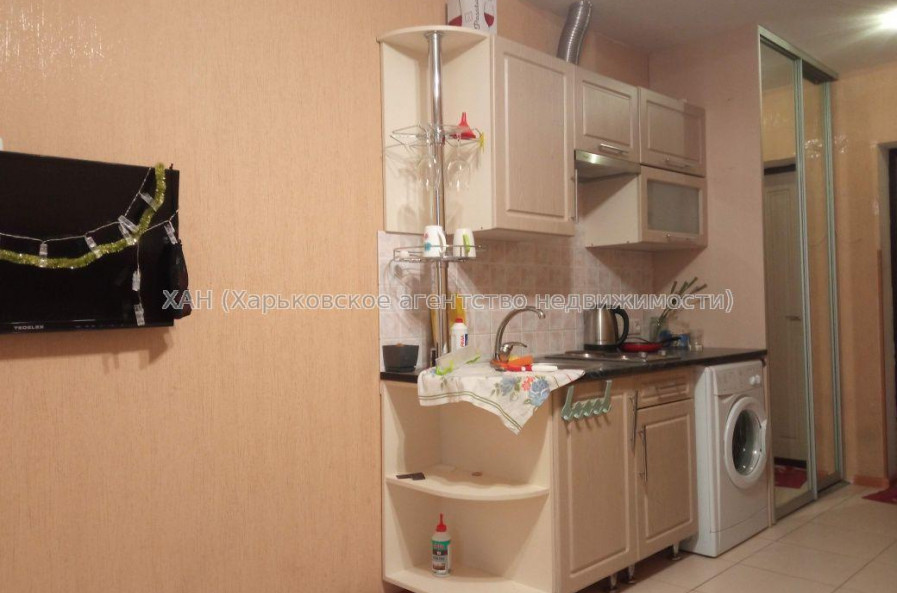 Продам квартиру, Шевченковский пер. , 1  ком., 19.60 м², евроремонт 