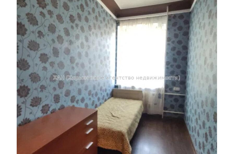 Продам квартиру, Дудинской ул. , 3 кім., 57.40 м², капитальный ремонт 