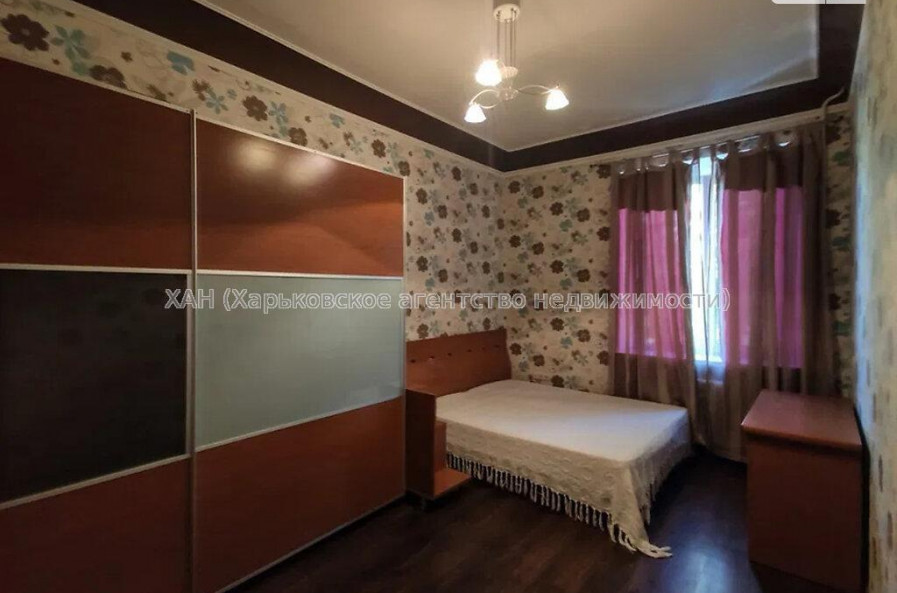 Продам квартиру, Дудинской ул. , 3 кім., 57.40 м², капитальный ремонт 