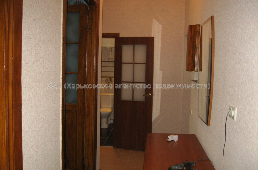 Продам квартиру, Дудинской ул. , 3 кім., 57.40 м², капитальный ремонт 