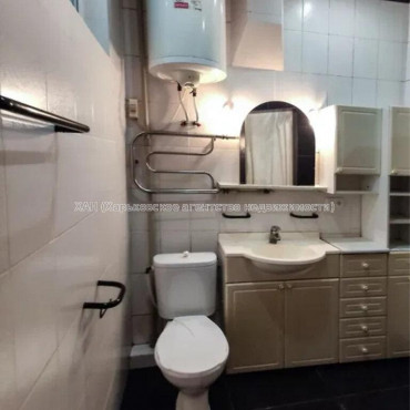 Продам квартиру, Дудинской ул. , 3 кім., 57.40 м², капитальный ремонт 