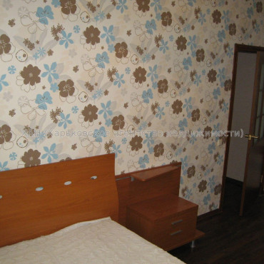 Продам квартиру, Дудинской ул. , 3 кім., 57.40 м², капитальный ремонт 