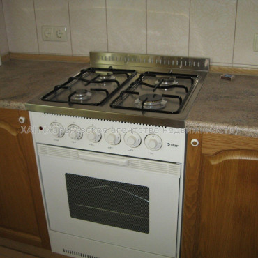 Продам квартиру, Дудинской ул. , 3 кім., 57.40 м², капитальный ремонт 