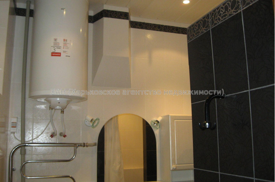 Продам квартиру, Дудинской ул. , 3 кім., 57.40 м², капитальный ремонт 