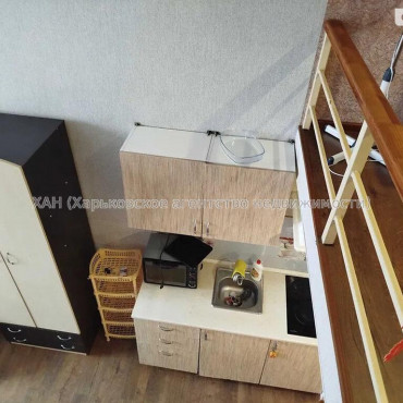 Продам квартиру, Лозовская ул. , 2 кім., 38 м², косметический ремонт 