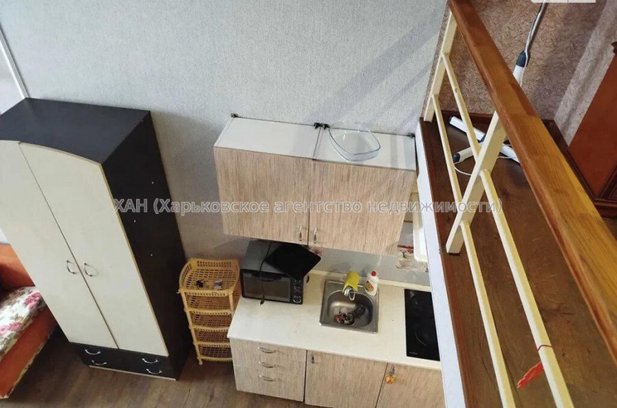 Продам квартиру, Лозовская ул. , 2 кім., 38 м², косметический ремонт 