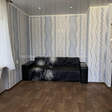 Продам квартиру, Архитектора Алёшина просп. , 1 кім., 32 м², капитальный ремонт 