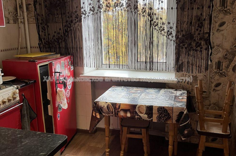 Продам квартиру, Архитектора Алёшина просп. , 1 кім., 32 м², капитальный ремонт 