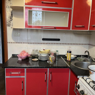 Продам квартиру, Архитектора Алёшина просп. , 1 кім., 32 м², капитальный ремонт 