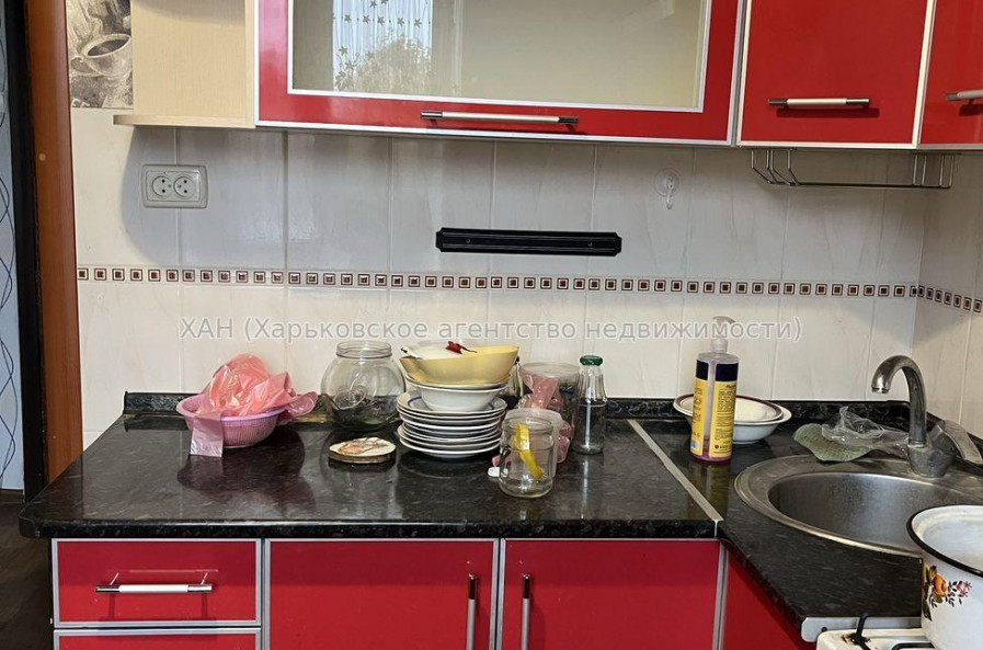 Продам квартиру, Архитектора Алёшина просп. , 1 кім., 32 м², капитальный ремонт 