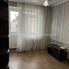 Продам квартиру, Архитектора Алёшина просп. , 1  ком., 32 м², капитальный ремонт