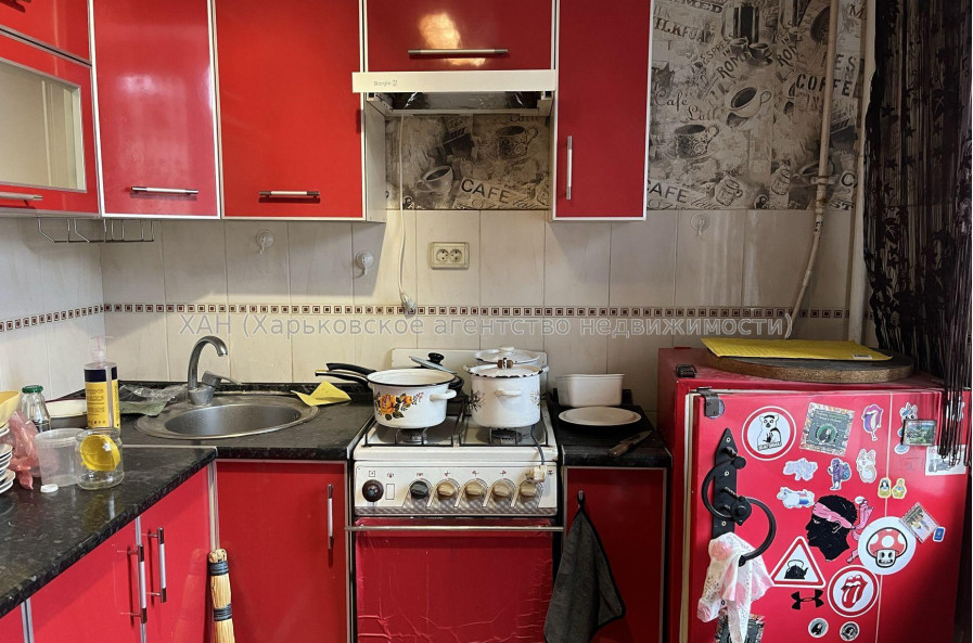 Продам квартиру, Архитектора Алёшина просп. , 1 кім., 32 м², капитальный ремонт 