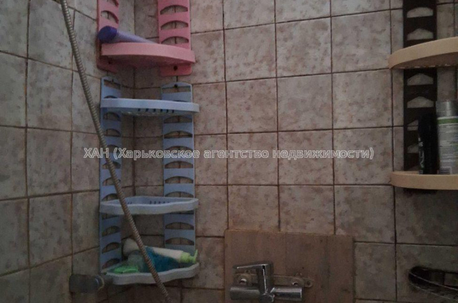 Продам квартиру, Власенко ул. , 1  ком., 13 м², косметический ремонт 