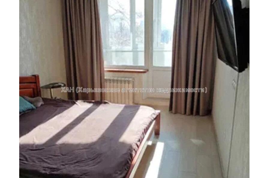 Продам квартиру, Валентиновская ул. , 2 кім., 45 м², капитальный ремонт 