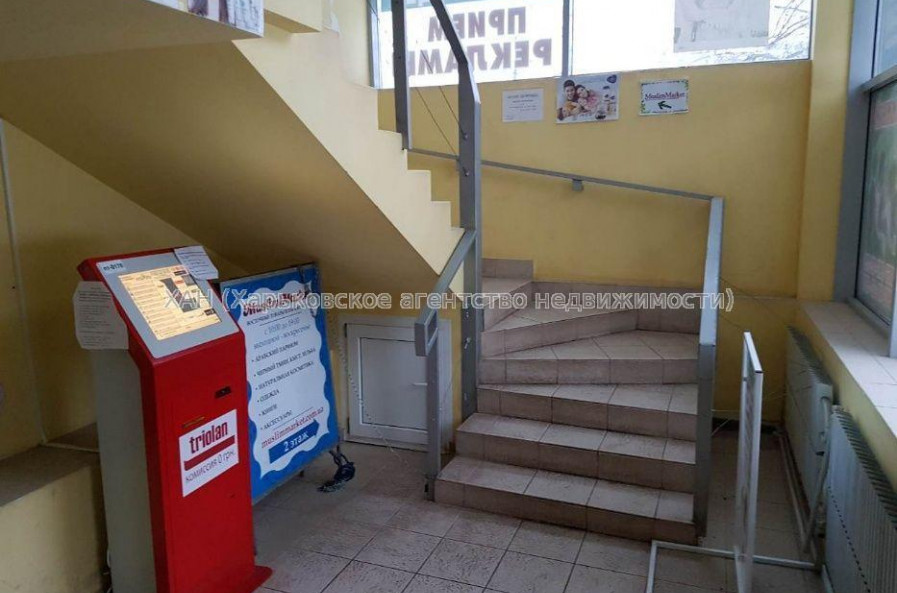 Продам нежилую недвижимость, торговое помещение , 1  ком., 203 м², капитальный ремонт 