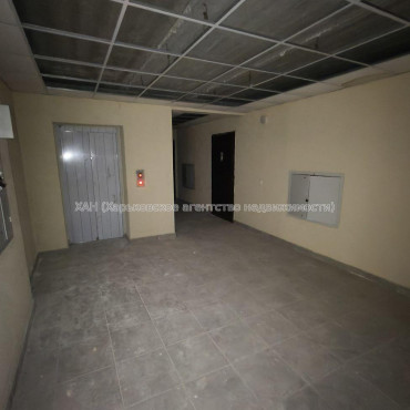 Продам квартиру, Мира ул. , 3  ком., 80 м², без внутренних работ 