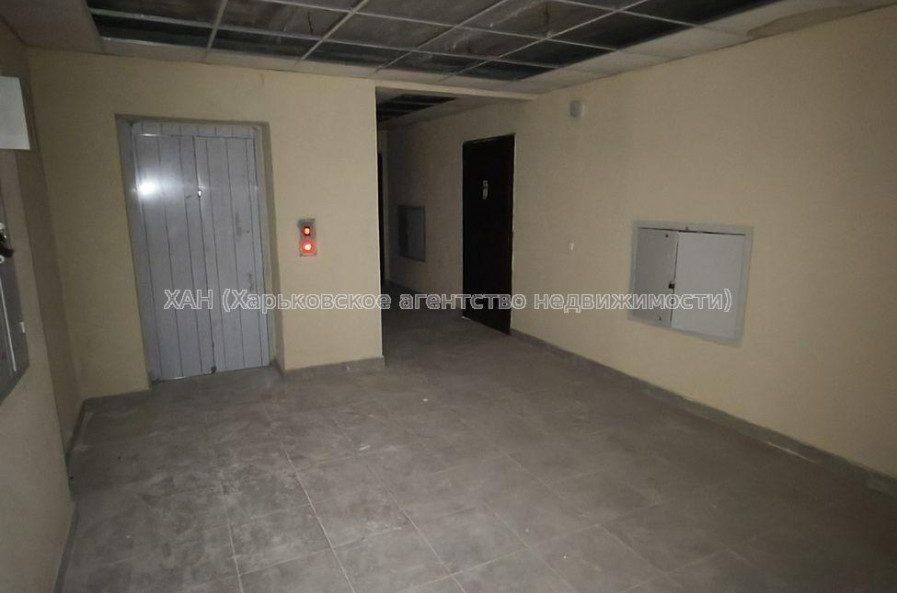 Продам квартиру, Мира ул. , 3  ком., 80 м², без внутренних работ 