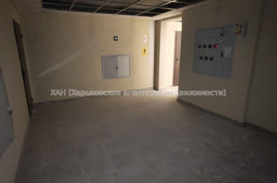 Продам квартиру, Мира ул. , 3  ком., 80 м², без внутренних работ 