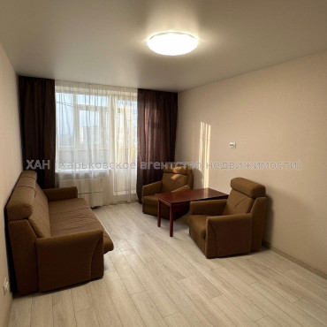 Продам квартиру, Победы просп. , 2 кім., 45.20 м², капитальный ремонт 