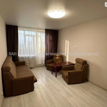 Продам квартиру, Победы просп. , 2  ком., 45.20 м², капитальный ремонт 