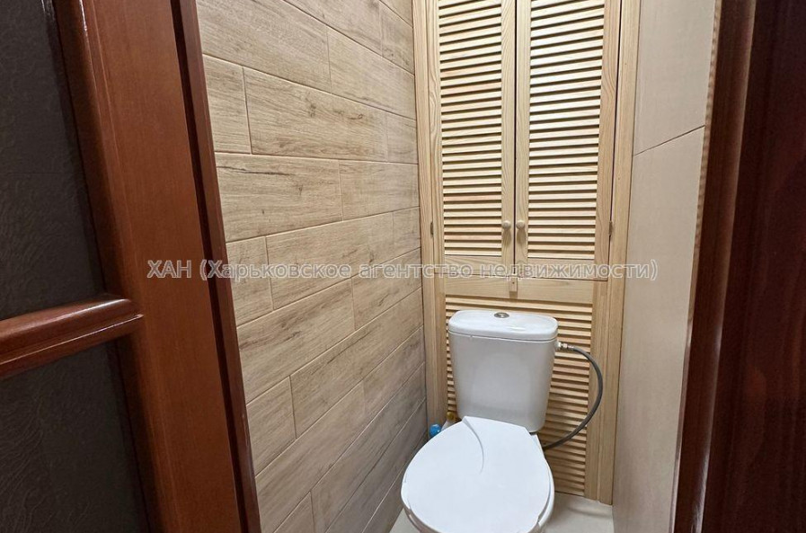 Продам квартиру, Победы просп. , 2 кім., 45.20 м², капитальный ремонт 